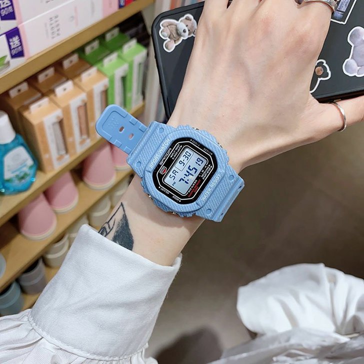 海贼王手表女ins风气质小方块电子手表男初...