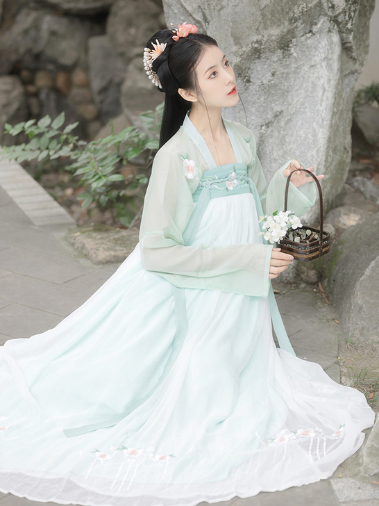 【国货大赏价】汉服女中国风原创唐制齐胸襦裙...