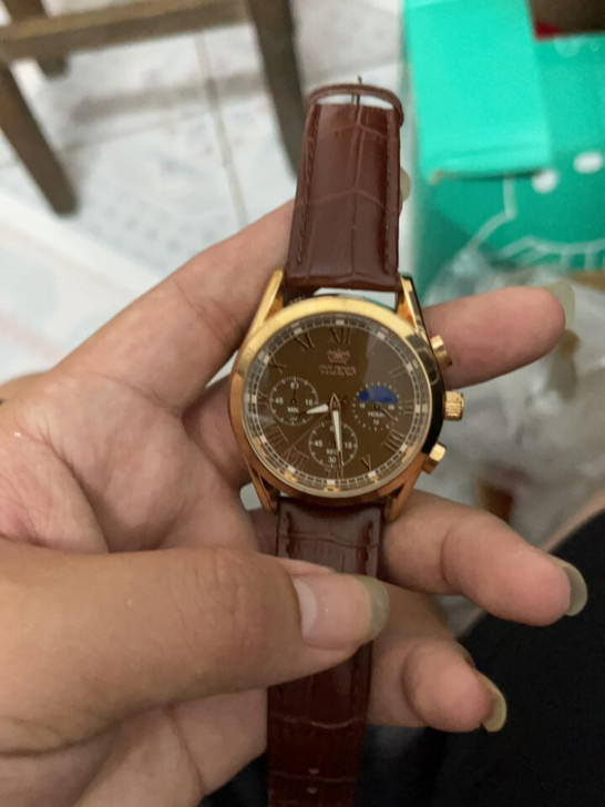 9成新,时间准,防水,换手表了,这个出