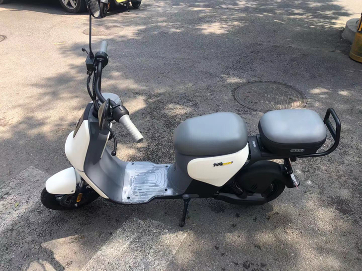 九号B90电动车
