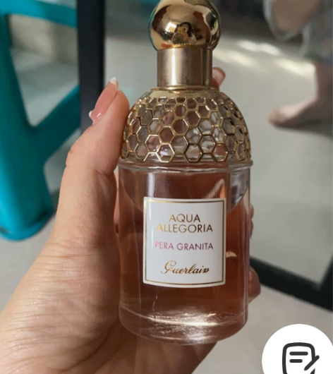 娇兰香水冰糖雪梨 感兴趣的话点“我想要”和...