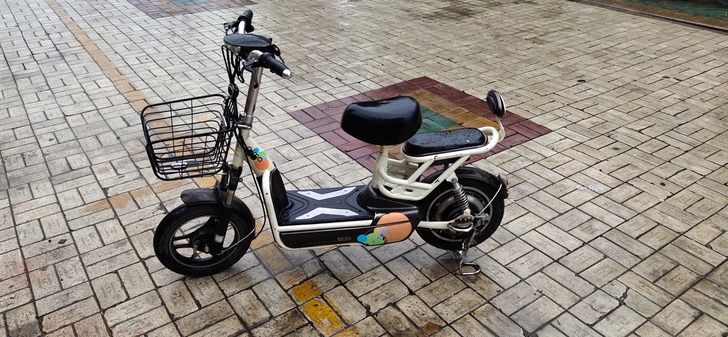 二手电动车成色不错保修保用