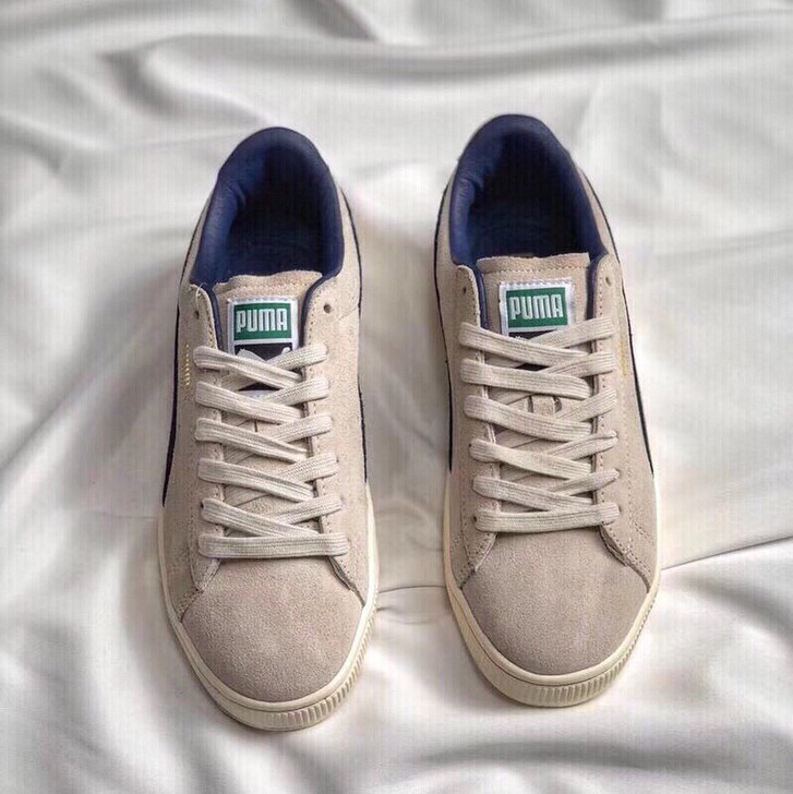 (36脚）Puma彪马绿色标翻毛皮运动板鞋...