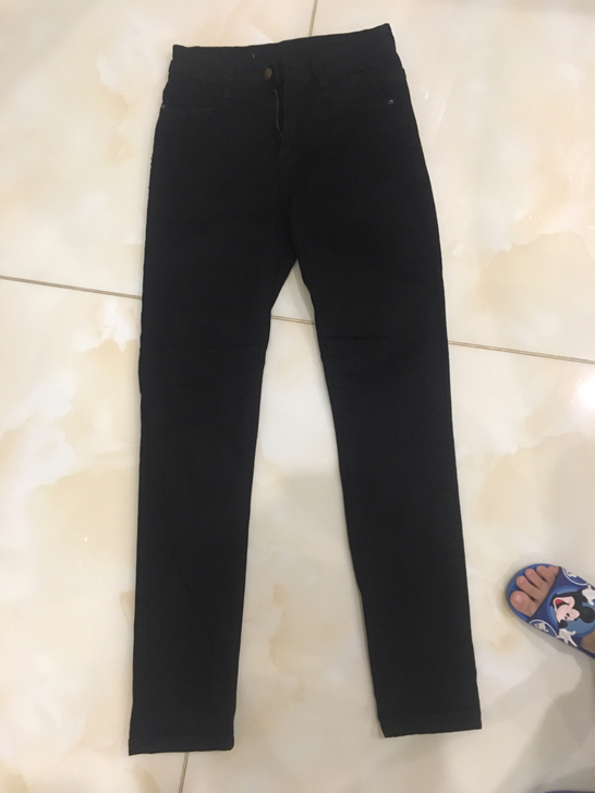 黑色牛仔铅笔裤 很显瘦 几乎全新 L码