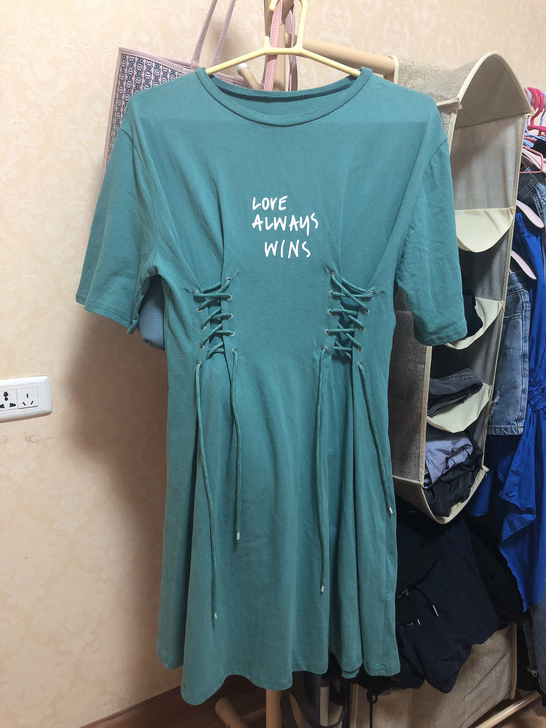 付邮就卖！全新 系带收腰连衣裙 孔雀蓝 少...