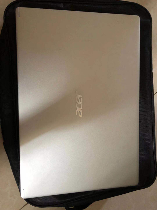 宏碁 fun plus S350 十代i5...