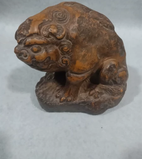 红石镇纸案头狮子，包邮 感兴趣的话点“我想...