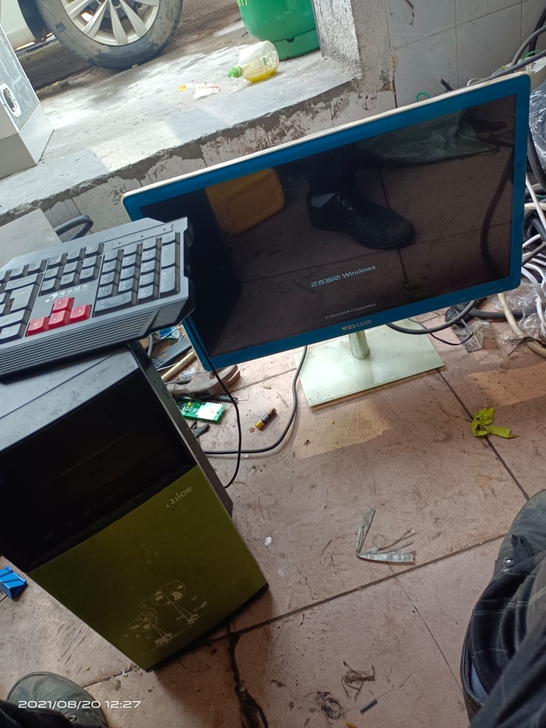 台式电脑，一整套，具体配置看图，，22寸显...