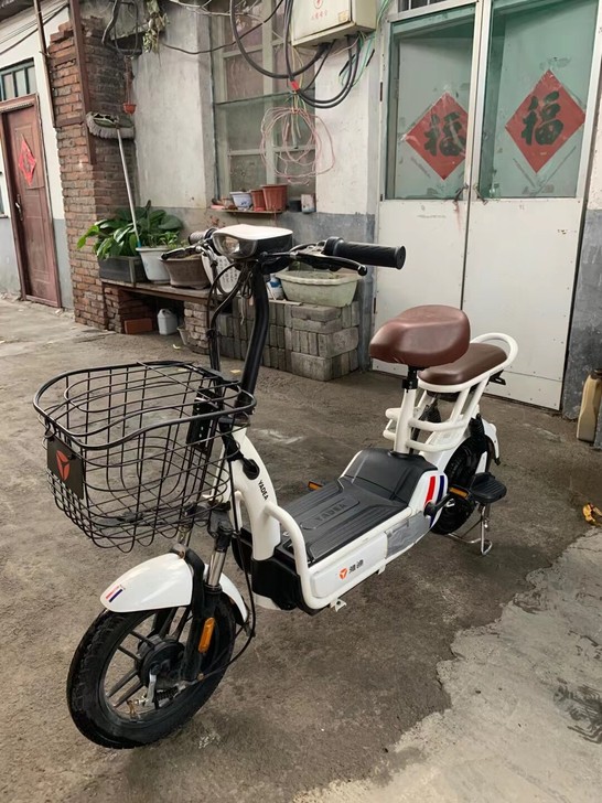 9成新！雅迪国标车！980元出售