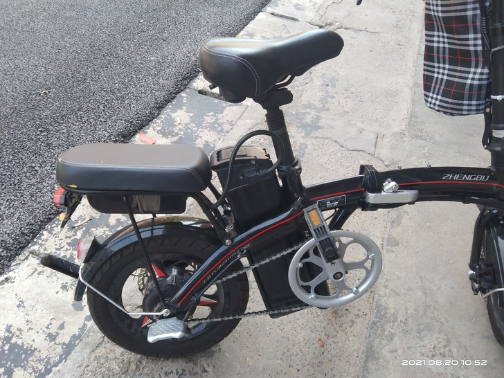 代驾神器正步折叠电动车，九成新，一小时快充...