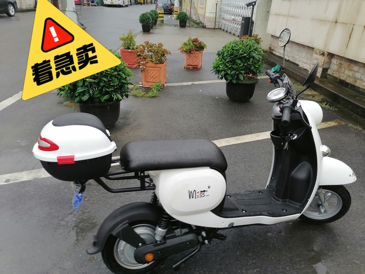 全新 二手电瓶车急转1850