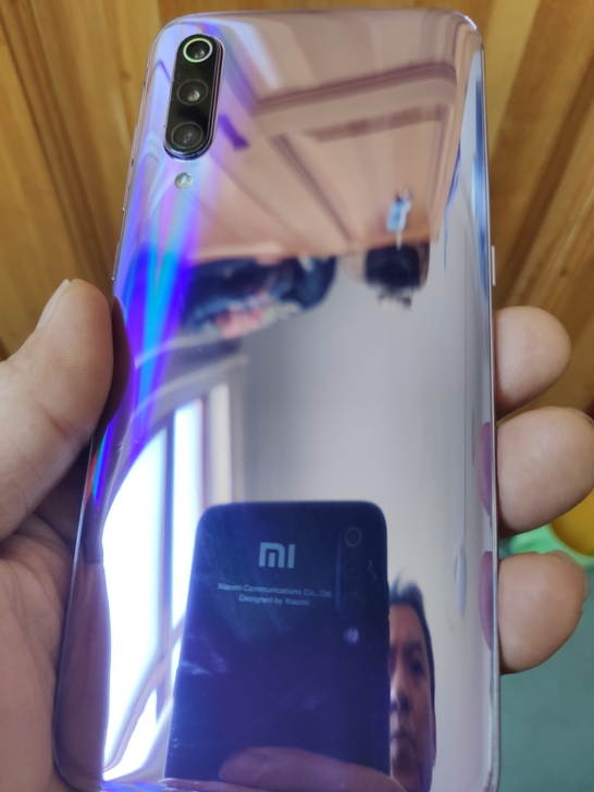 小米9梦幻紫6+128 功能正常，原装屏幕...