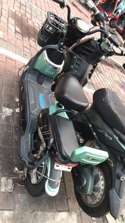 二手电动自行车 小巧轻便 代步神器 夏日小...