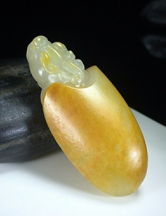 和田玉 籽料 龙龟