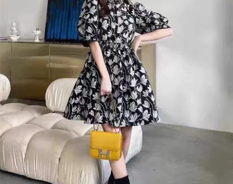 mi2超美重工裙子,全新,穿大了就一直压箱...