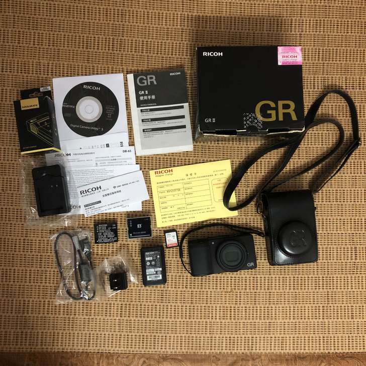 理光gr2，99新，国行，快门数只有一千多...