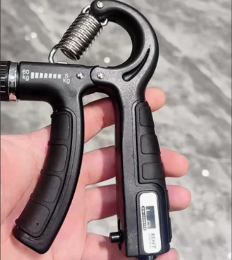 【6.8全新包邮】计数握力器可调节训练手指...