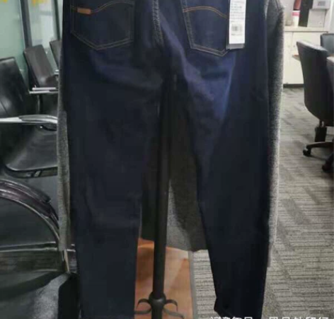 男士JEEP秋冬加绒超细绒深蓝色牛仔裤,秋...