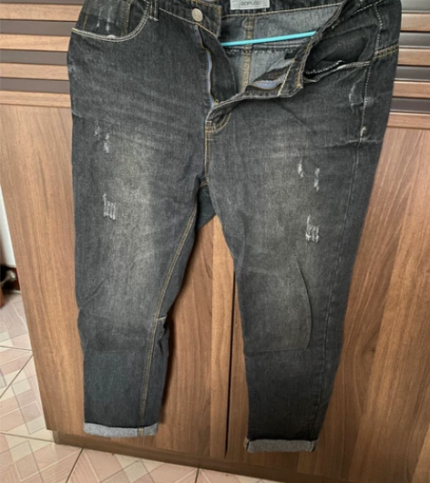 黑色牛仔裤，适合170左右的男孩子穿，穿过...