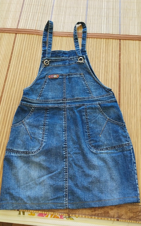 背带牛仔裙