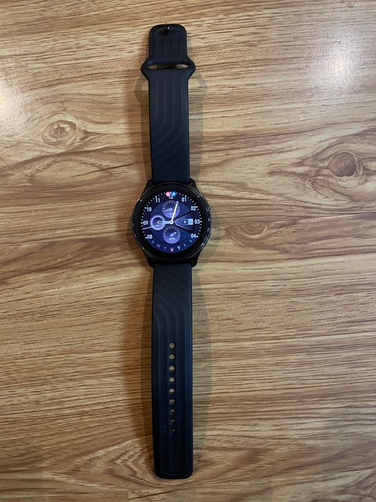 一加手表，苏宁易购官方旗舰店购买，有发票，...