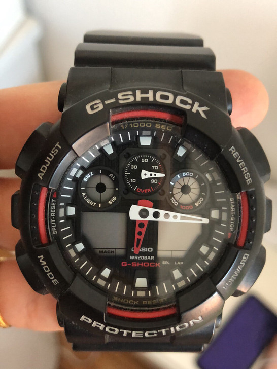 98新 专柜购入 没电