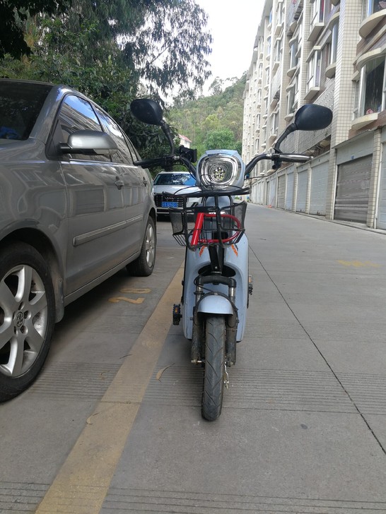 在这里，你的钱越花越多，你花668元，送你...