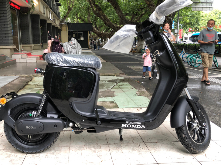 新大州本田电动车。全新车。锂电池48V24...