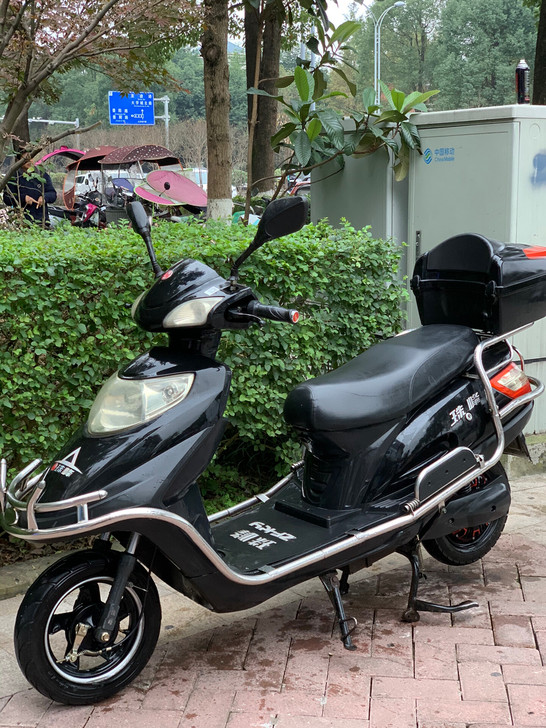 二手72v电动车电瓶车