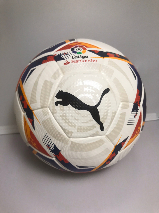 足球忍痛割爱西甲新赛季5号足球无缝热粘合高...