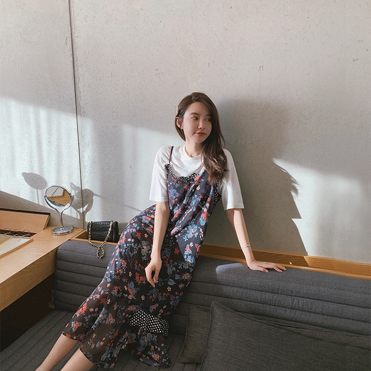 jupe vendue 连衣裙