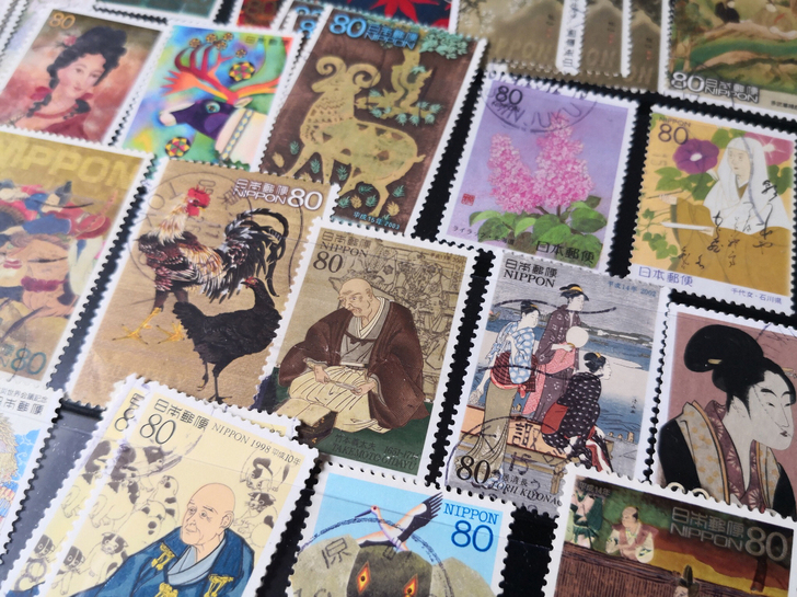 个人收集，约450到500张日本邮票
