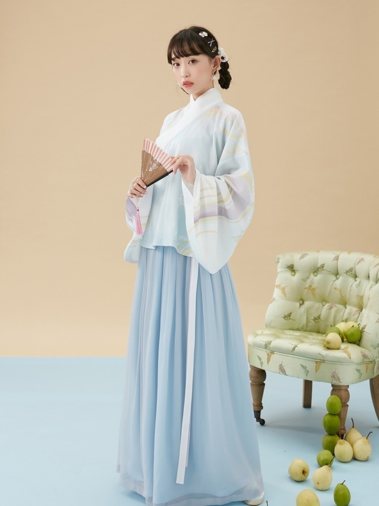 十三余流风回雪xs蓝色全新仅试穿出