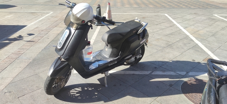 台铃电动车，电池最近在台铃实体店更换石墨烯...