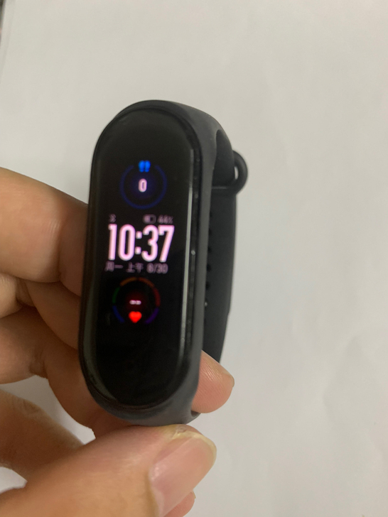 小米手环5 非nfc版 功能正常 表面有划痕