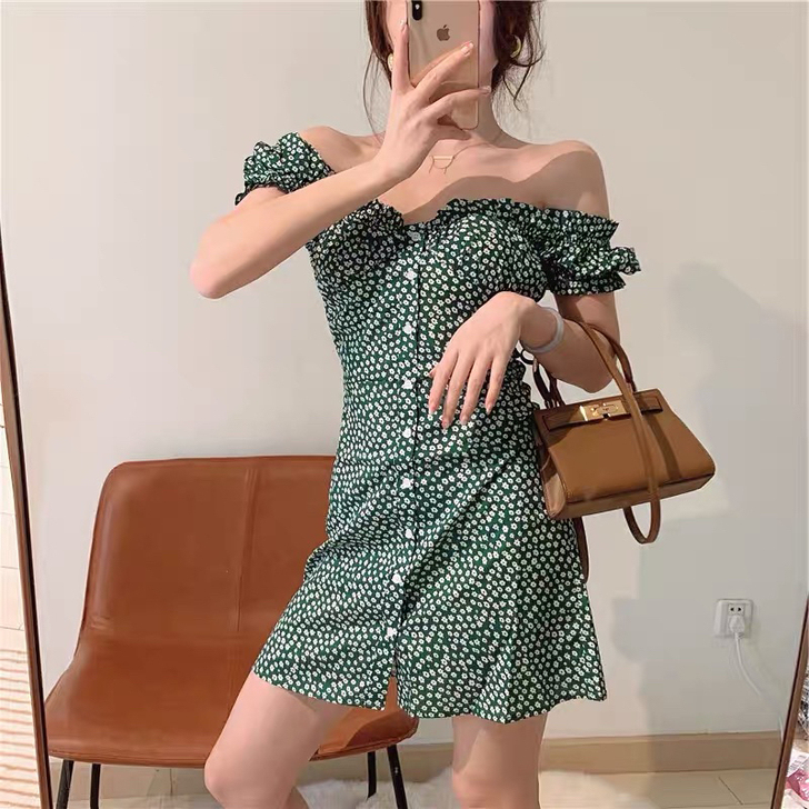 INS法式复古复古小碎花一字大V领修身度假...