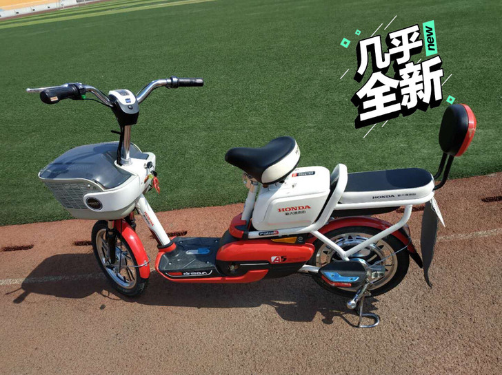 95新新大洲本田电瓶车纯女士一手，能跑40...