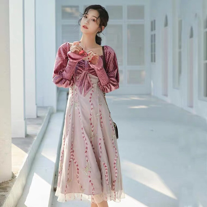 很好看很仙女的裙子 本人穿着太大了