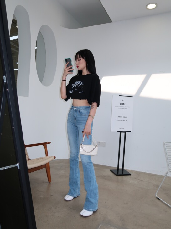 HGOFFICIAL 水洗喇叭牛仔裤