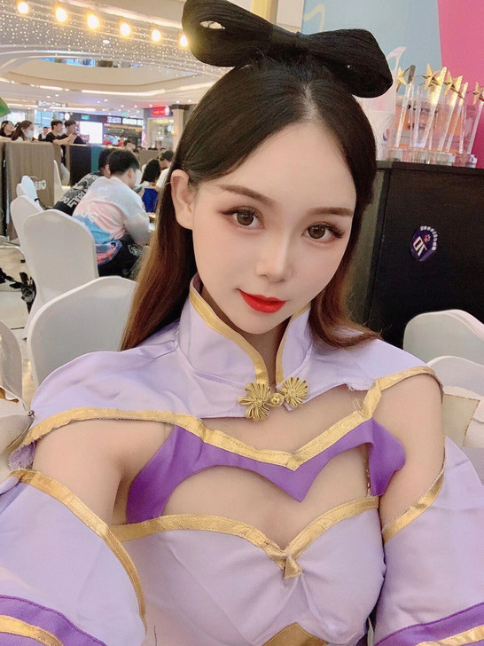 9新露娜cos服