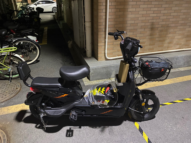 车子网上买来一个礼拜、刚搬过来本来是买菜用...