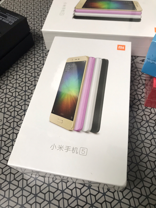 小米手机5 全新未开封 全网通32G双卡双待