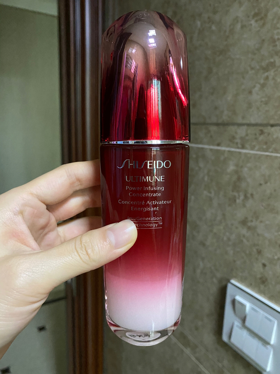 资生堂红腰子精华100ml，余量如图！日期...