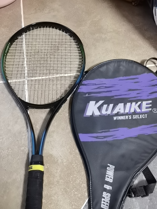 网球拍，适合初学者，网球入门训练