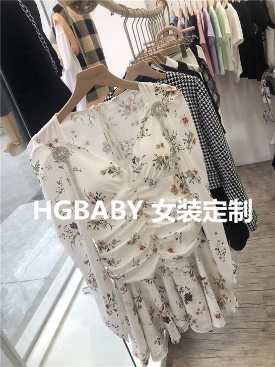 连衣裙