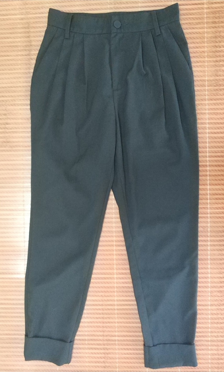 黑色休闲西装裤