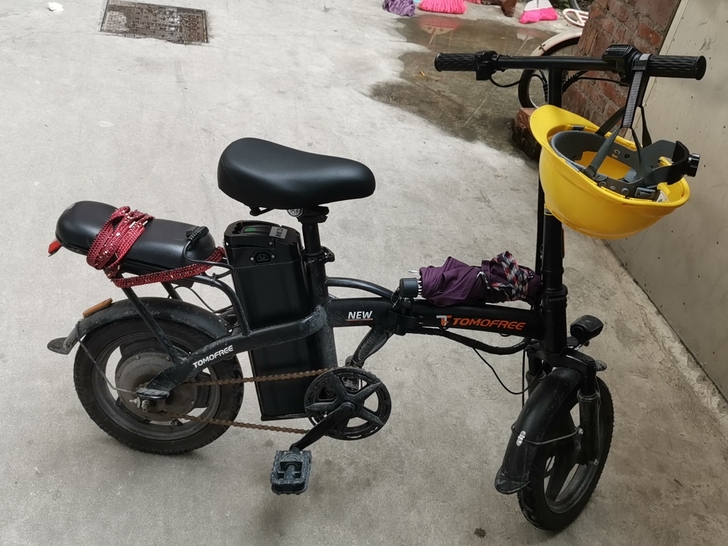 新买回来两个月..想换一台大的.9成新.....