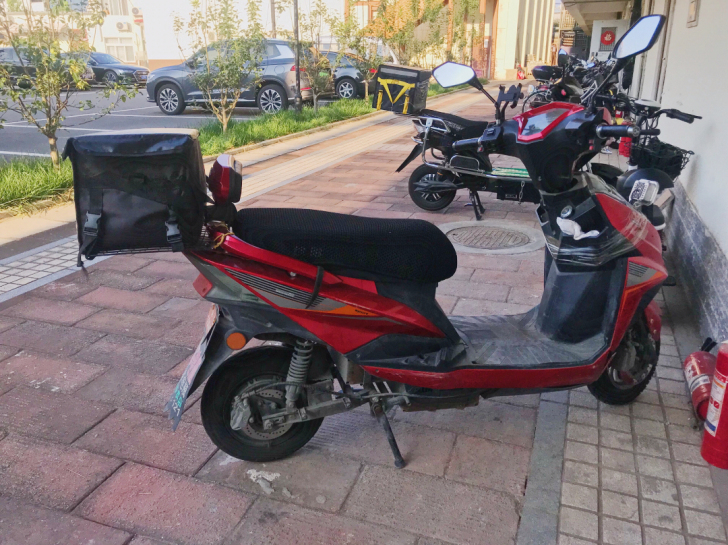 【电动车出售】