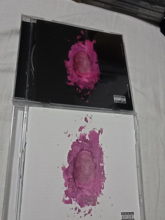 nicki minaj，两张原版专辑。都是...