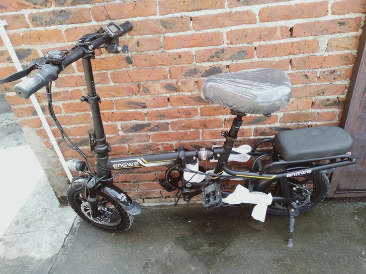 全新英格威折叠代驾车，14寸，48伏，大量...